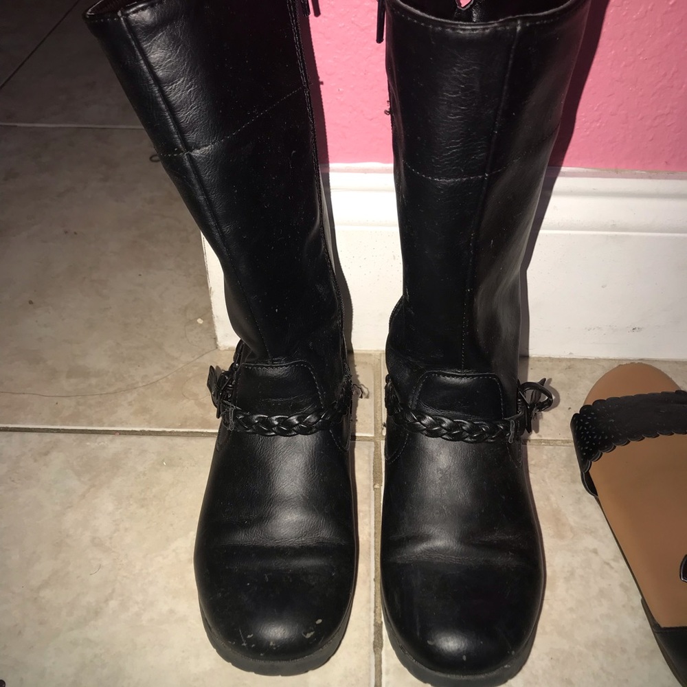 Boots 👢